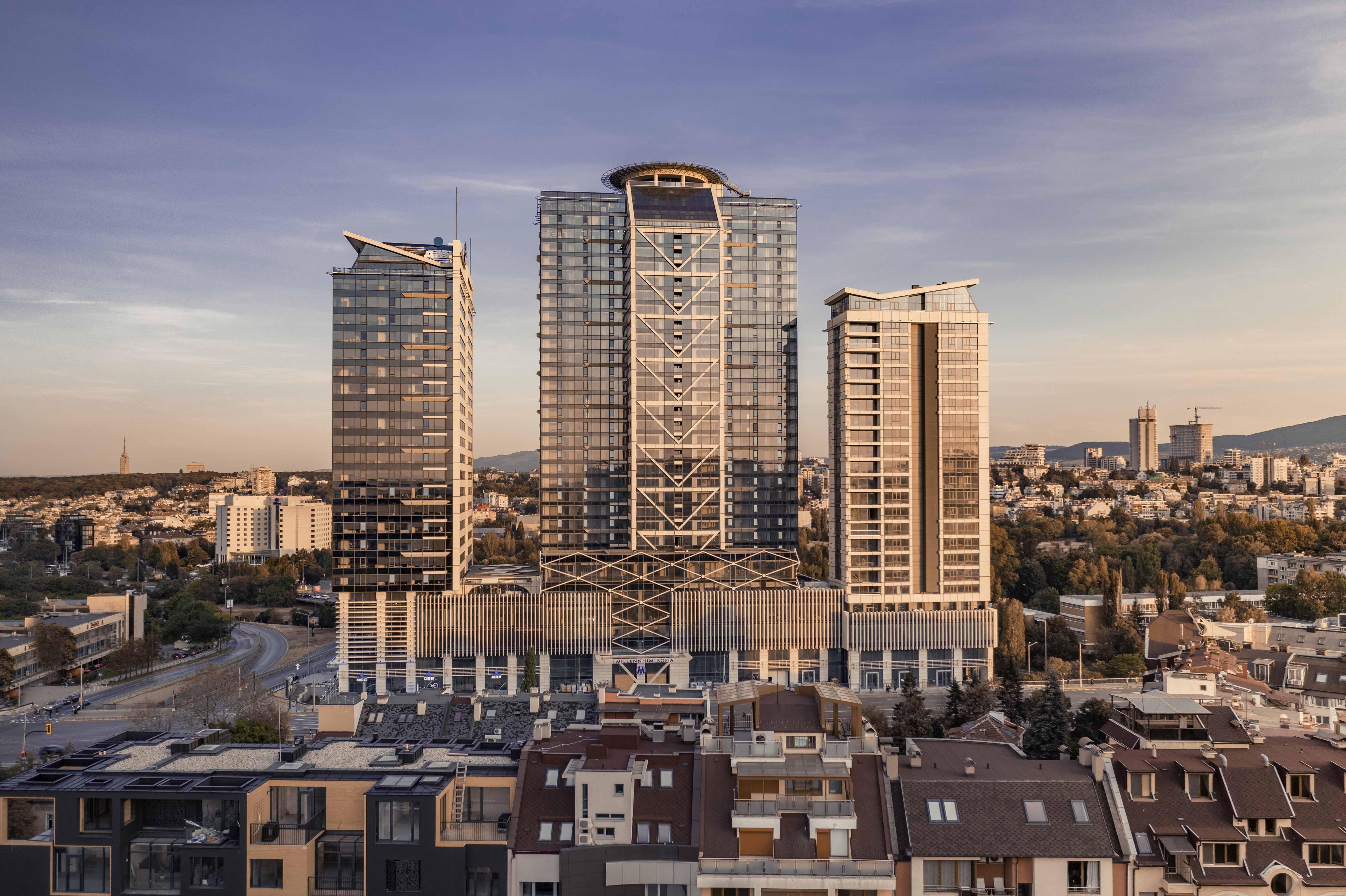 Grand Hotel Millennium Sofia Bagian luar foto The complex