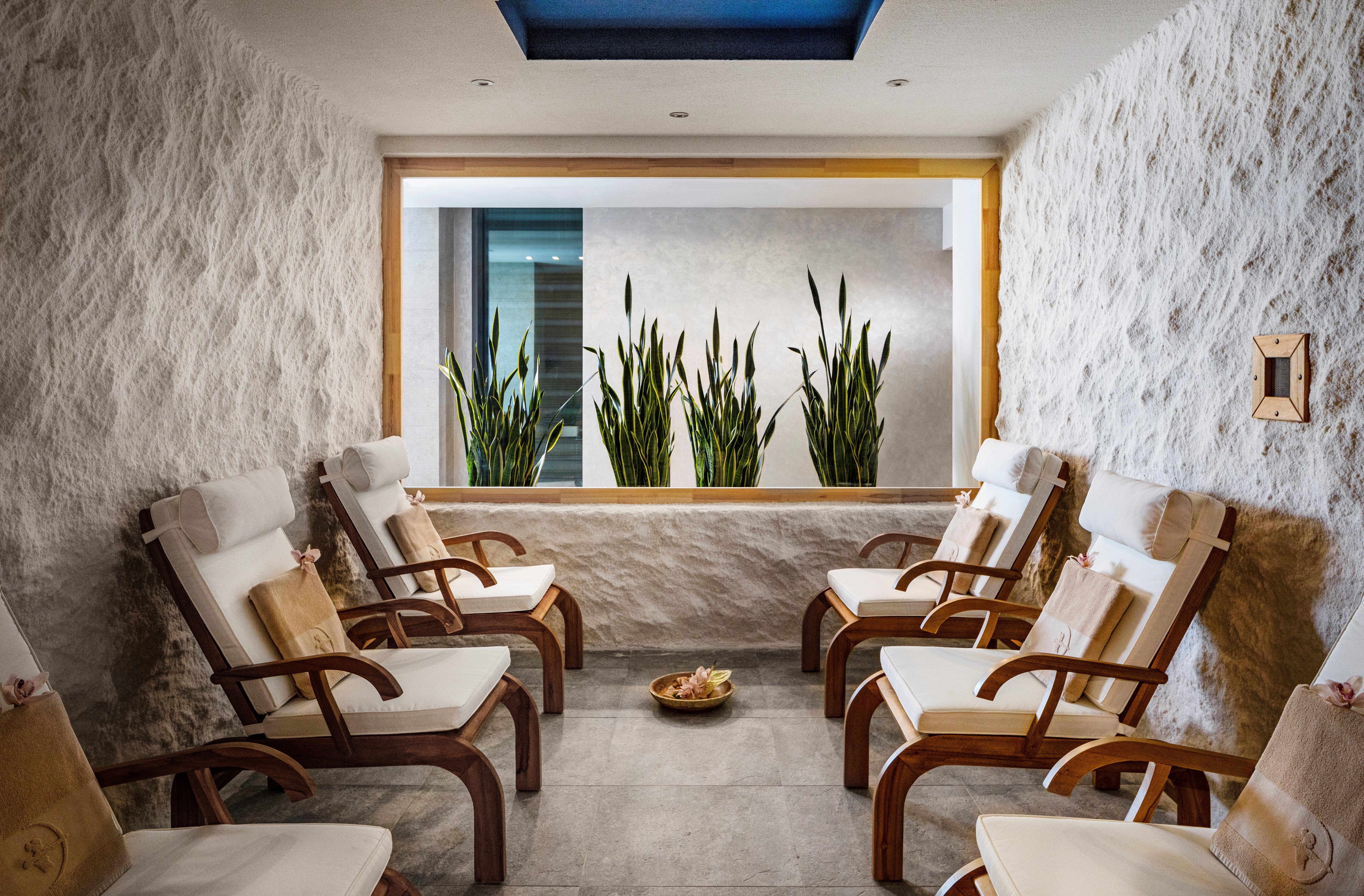 Grand Hotel Millennium Sofia Bagian luar foto The spa at the Hotel