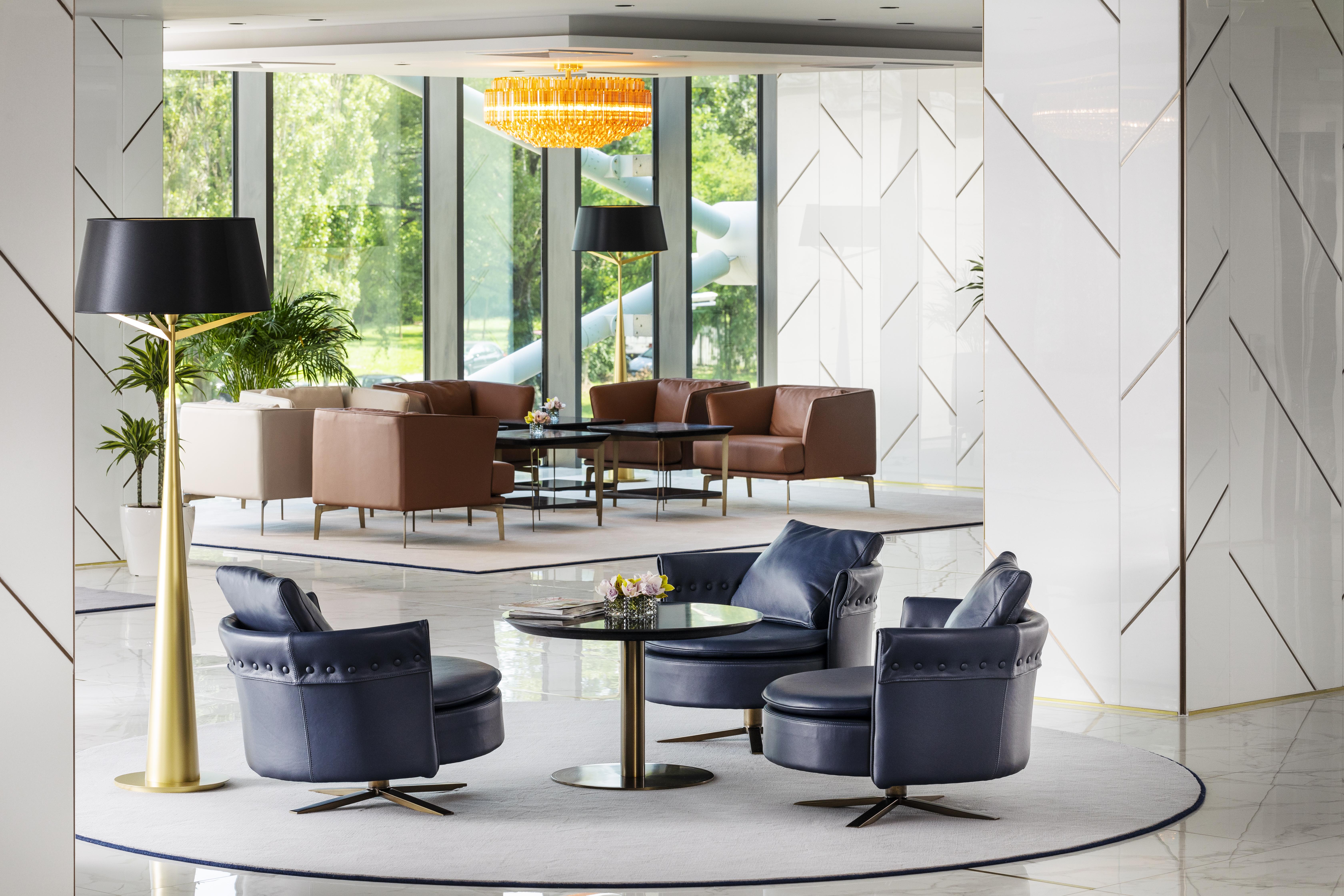 Grand Hotel Millennium Sofia Bagian luar foto The lobby of the hotel