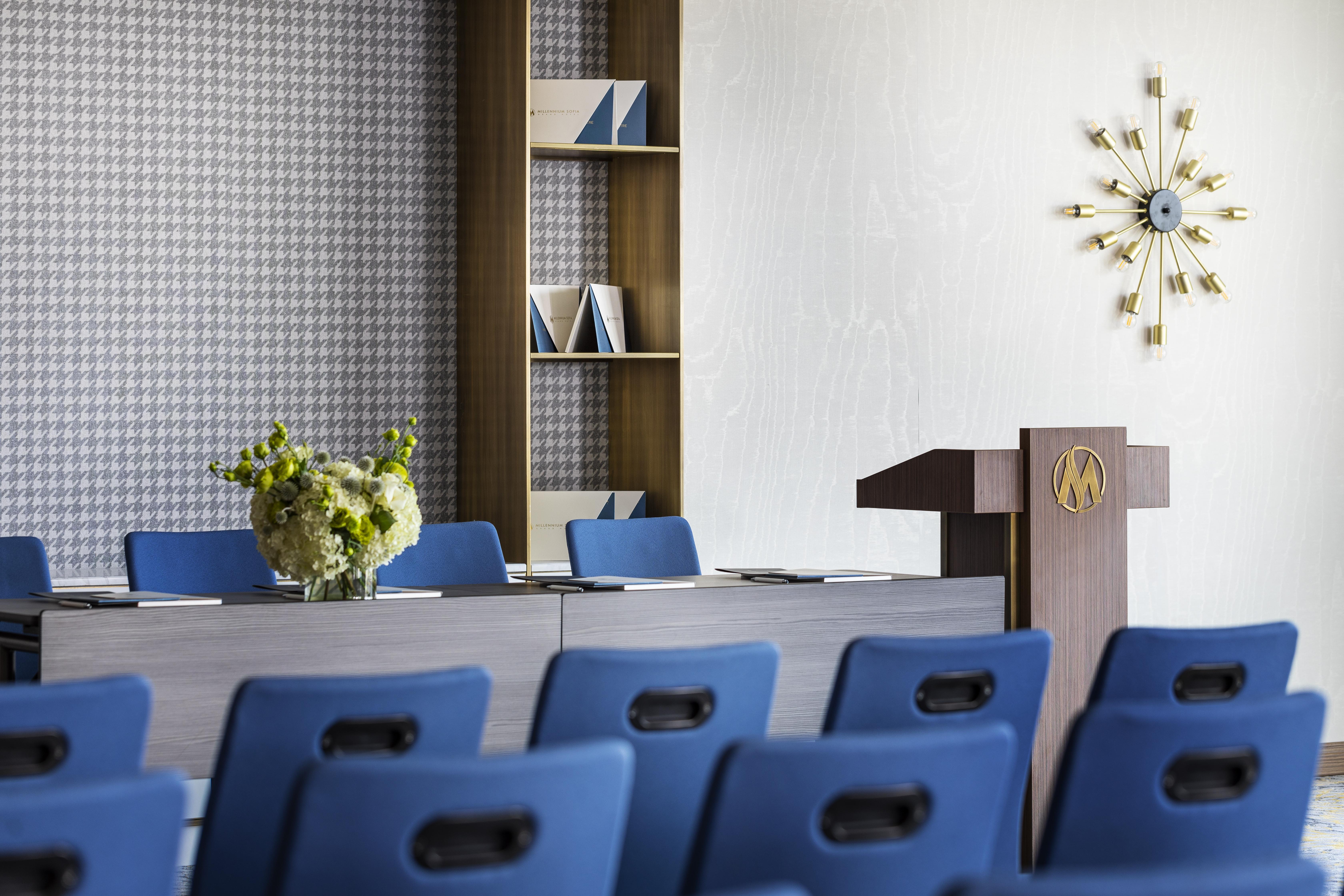 Grand Hotel Millennium Sofia Bagian luar foto Meeting room at the Westin